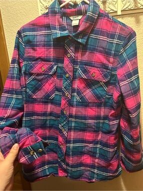 Duluth Trading Co Pink and Teal Plaid Button-Down Shirt